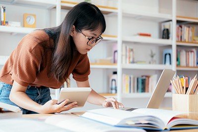 漢語國際教育在職研究生畢業(yè)是雙證嗎？