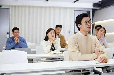 2023年攻讀山西財經(jīng)大學(xué)在職研究生有哪些報名方式？