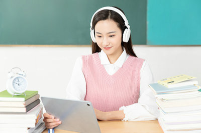 EU商學(xué)院國際碩士可以通過什么途徑報名？