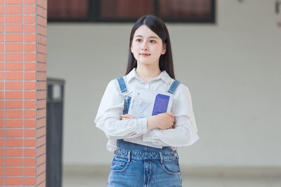 法國高等科學技術(shù)與經(jīng)濟（ISTEC）商業(yè)學院國際碩士報考有用嗎？