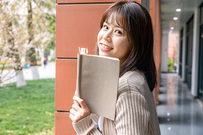 本科畢業(yè)幾年可以報考北京科技大學(xué)在職研究生？
