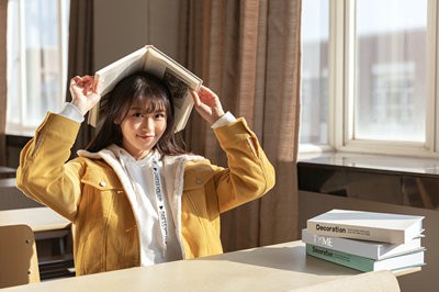 公務(wù)員報考北京物資學(xué)院在職研究生需要注意什么事項？