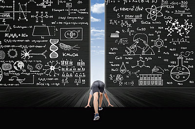 學(xué)員報(bào)考在職研究生需要參加哪些考試才能拿到證書？